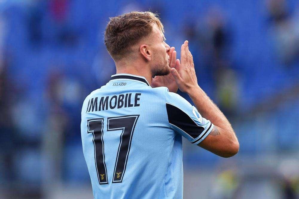 0-0 tra Lazio e Verona all'intervallo. Biancocelesti in difficoltà