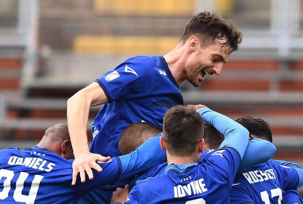 Il Como ufficializza un altro acquisto