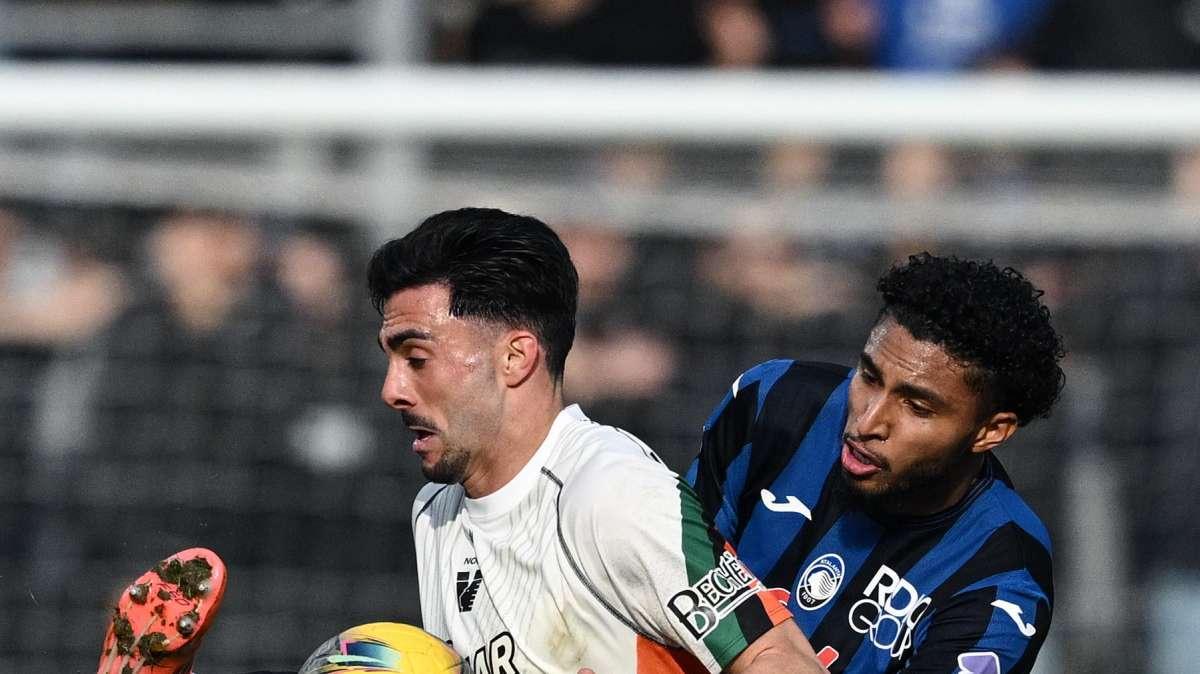 Toro inesistente, Venezia avanti al 45' e fischi meritati