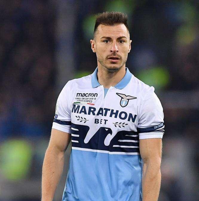 Radu cerca di convincere la Lazio. Chiesto un confronto con Tare