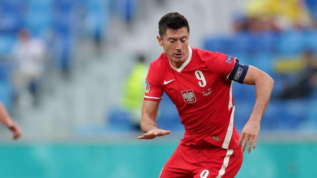 TRANSFERS - Chelsea making headway on Lewandowski