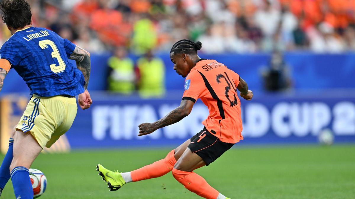 AS Roma turn to Godts as Summerville deal proves difficult