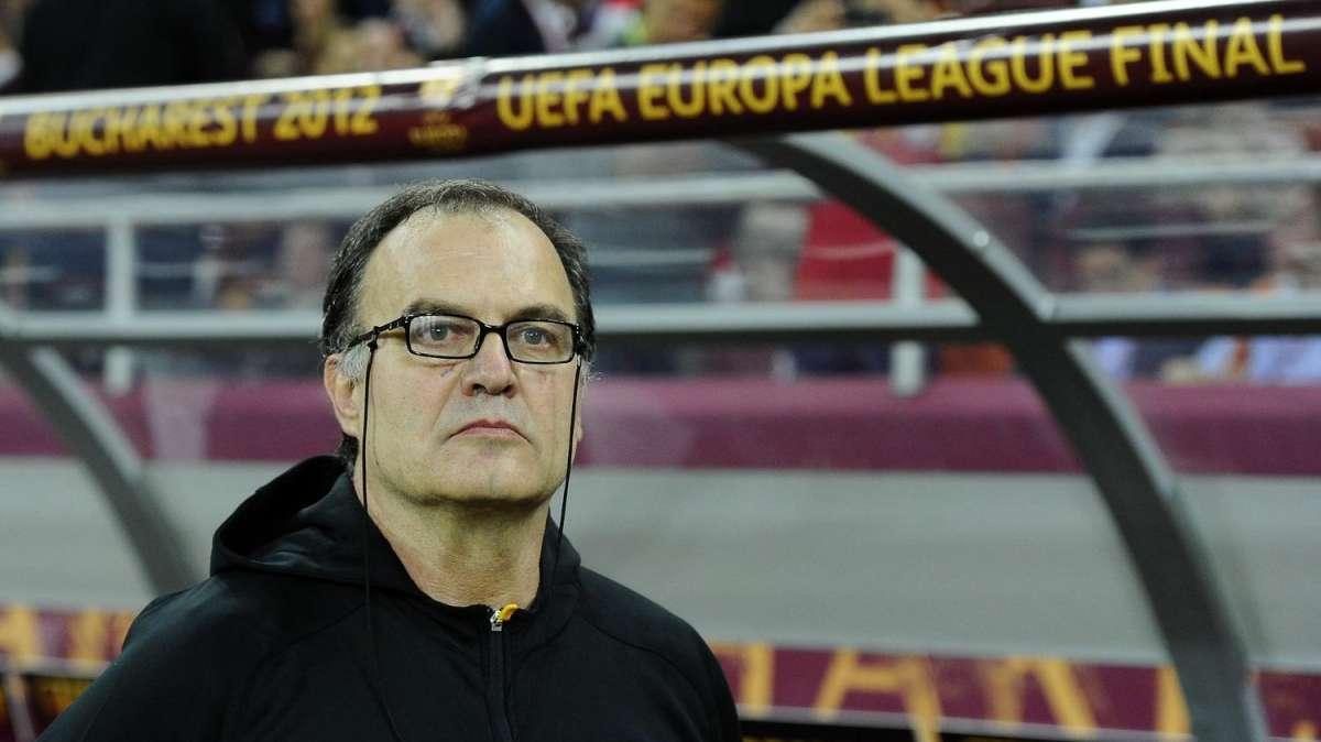 PREMIER - Bielsa on his side coming from behind to secure late equaliser