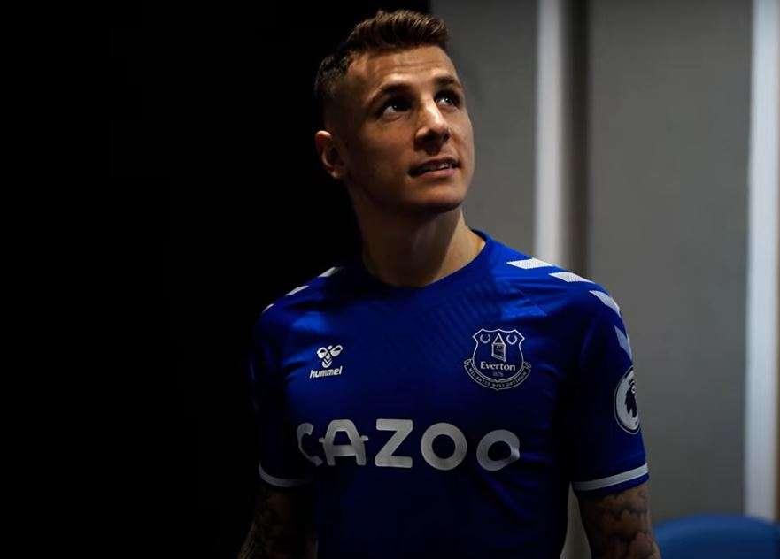 EVERTON, Digne: "Renewing here is like a wonderful wedding"
