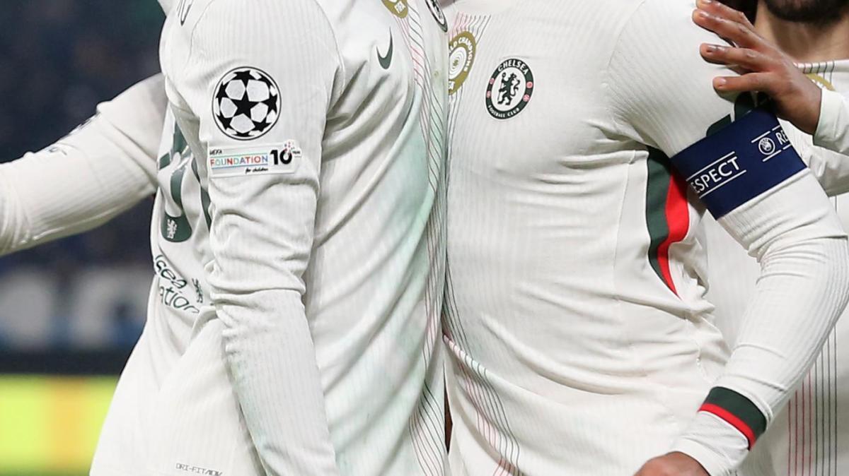 Chelsea goalkeeper Filip Jorgensen leaves pre-season tour to complete Strasbourg move
