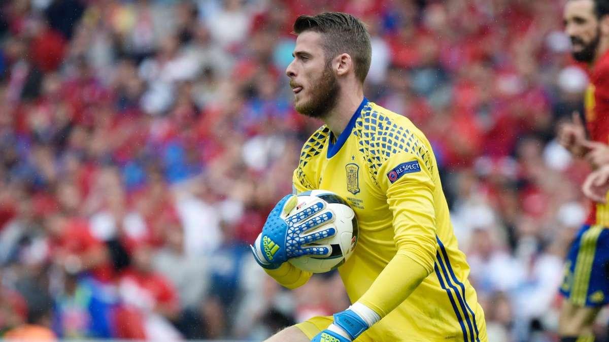 PREMIER - De Gea still in the dark about is Man. United future