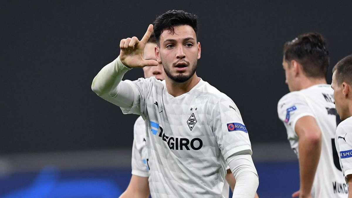 BUNDESLIGA - 'Gladbach powerhouse Bensebaini tracked hard by...