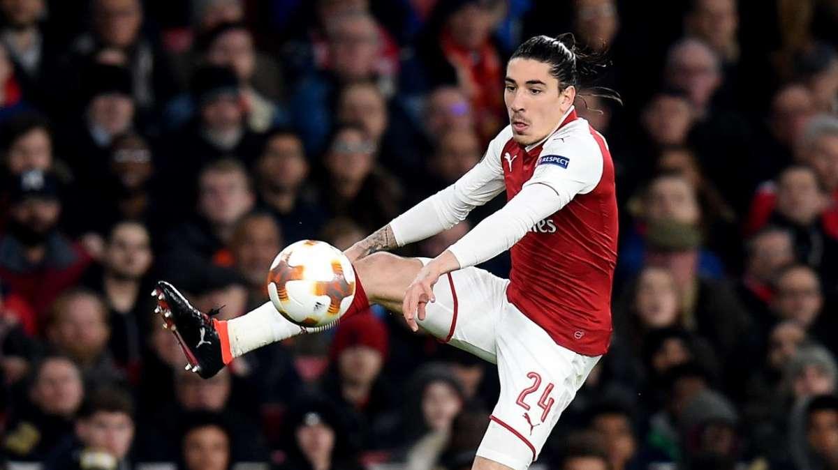 BAYERN MUNICH challenge PSG over BELLERIN
