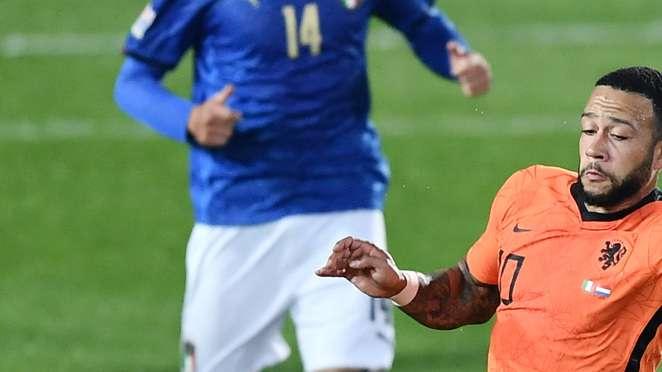 TRANSFERS - Juventus meddling with Barça on Depay