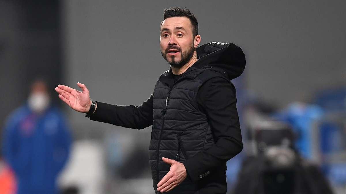 SASSUOLO boss DE ZERBI meeting the club again