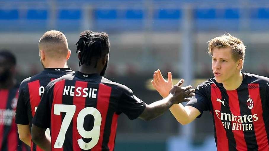 BUNDESLIGA - Wolfsburg approaching AC Milan young winger Hauge