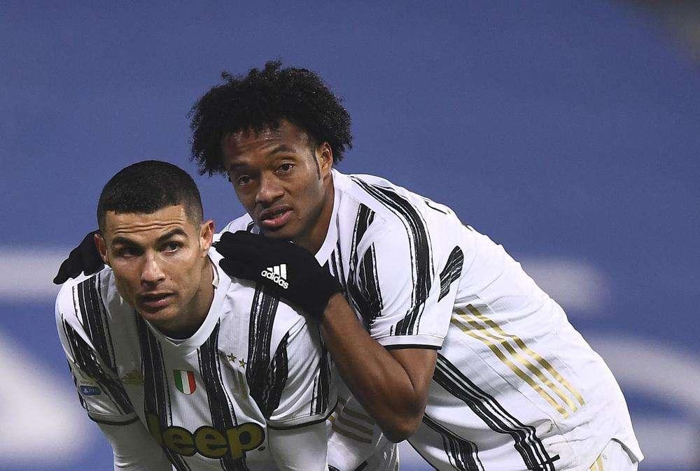SOCIAL - Cuadrado greets CR7: "I learned from your discipline"