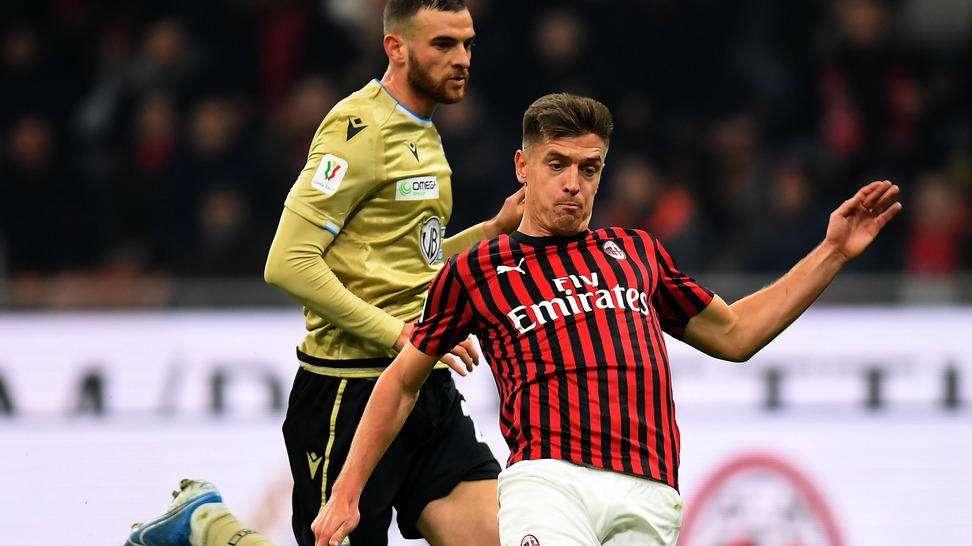 TRANSFERS - Galatasaray planning a move at Piatek