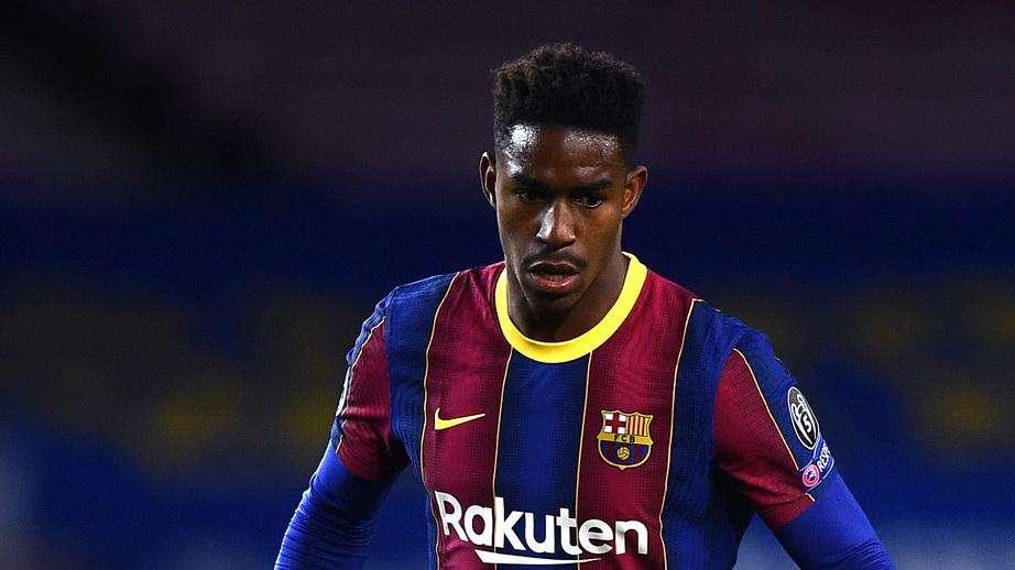 SERIE A - AC Milan leading the race towards Junior Firpo