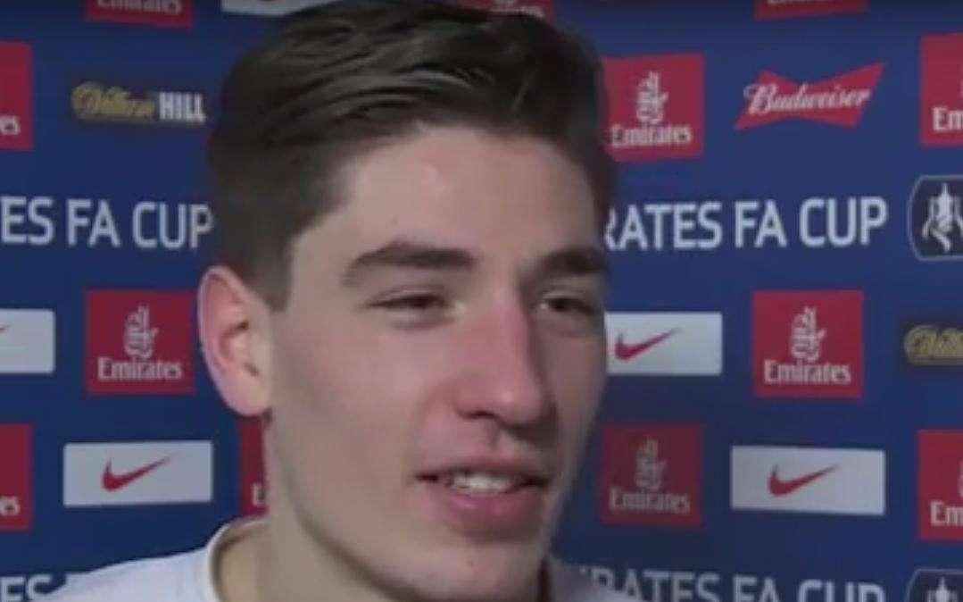 LIGA - Defender Hector Bellerin wants to stay at Real Betis