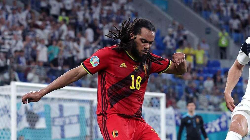 LIGUE 1 - An Italian club turning up after Lyon powerhouse Denayer