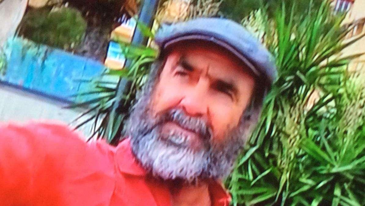 SOCIAL - Cantona reveals himself as the next Manchester United coach