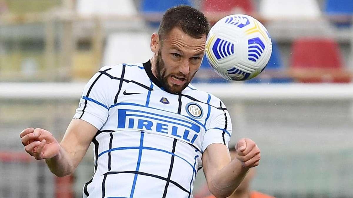 TRANSFERS - Inter Milan powerhouse De Vrij tracked by a Spanish giant