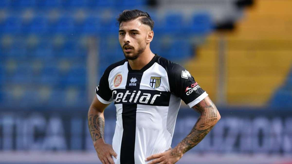 OFFICIAL - Atalanta, Giuseppe Pezzella arrives from Parma