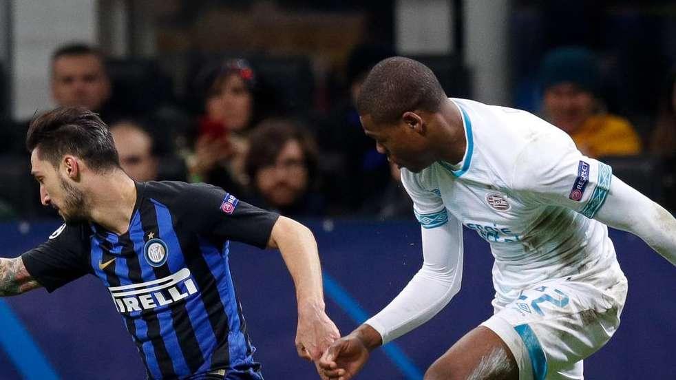 PREMIER - Everton approaching PSV captain Dumfries