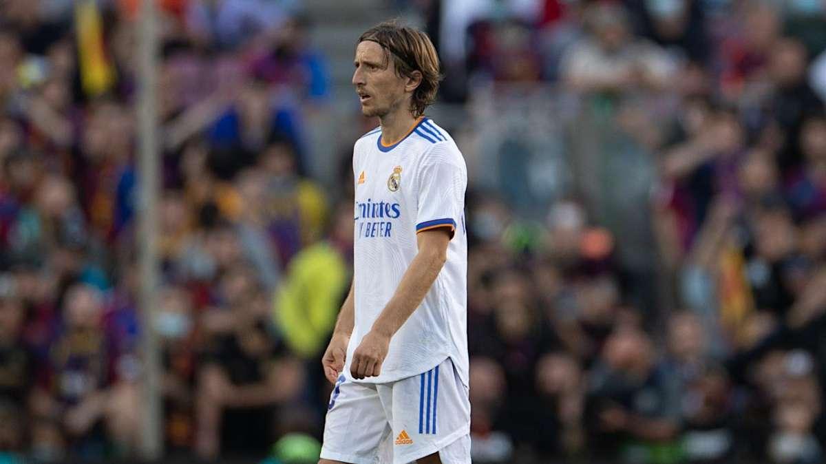 LA LIGA - Real Madrid playmaker Modric hits 400 games for the club
