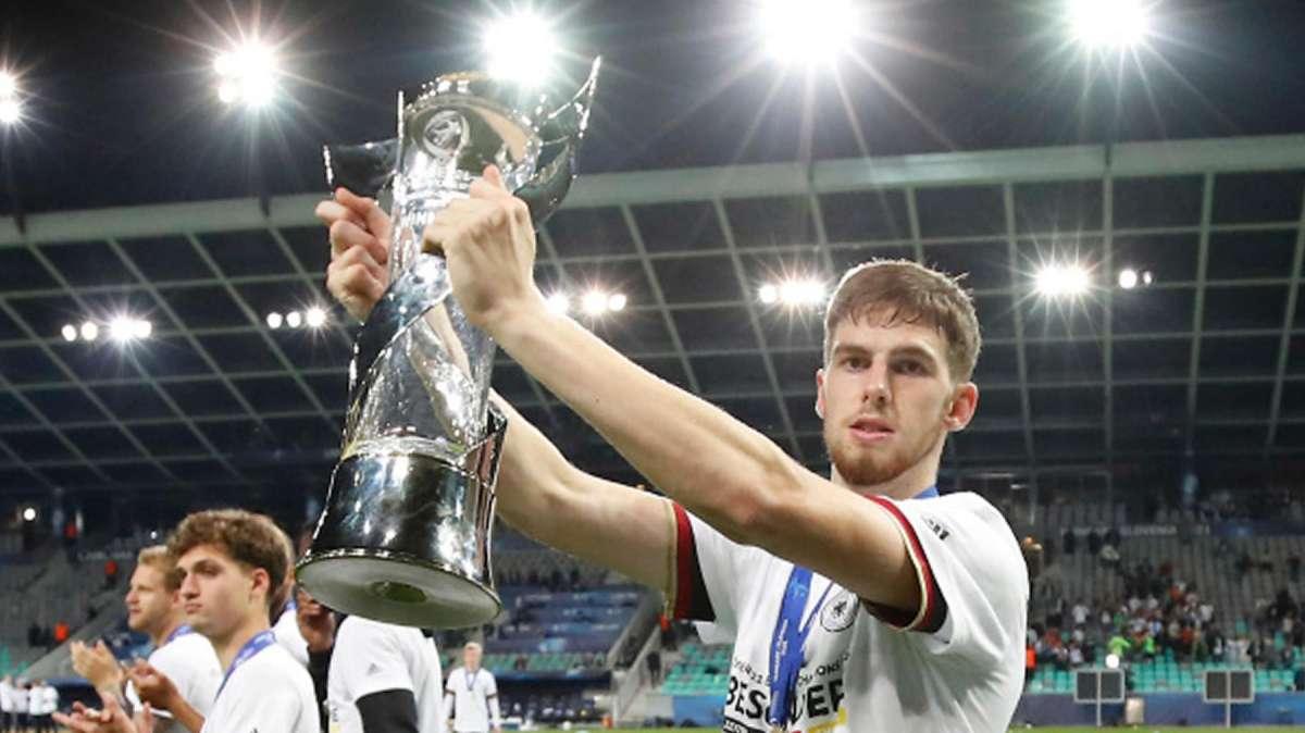 BUNDESLIGA - Seven prominent clubs after Leverkusen star Wirtz