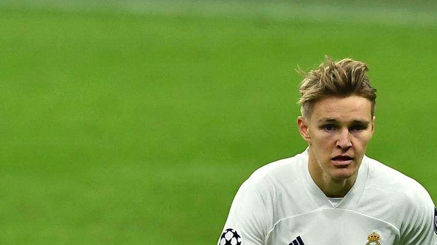 PREMIER - Arsenal still willing to fetch Odegaard back