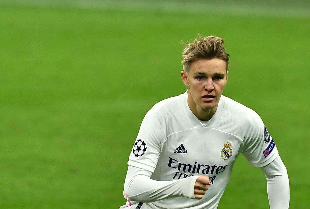 PREMIER - Arsenal want to take Odegaard back