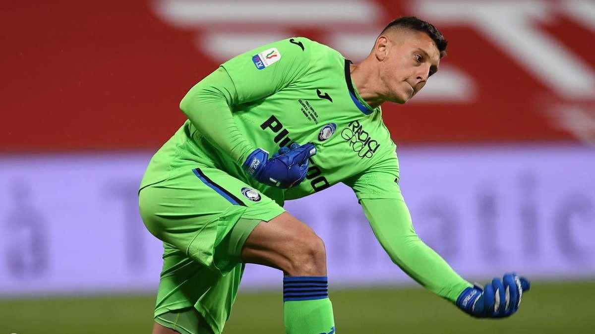 LIGA - Sevilla FC setting sights on Italian goalie Gollini