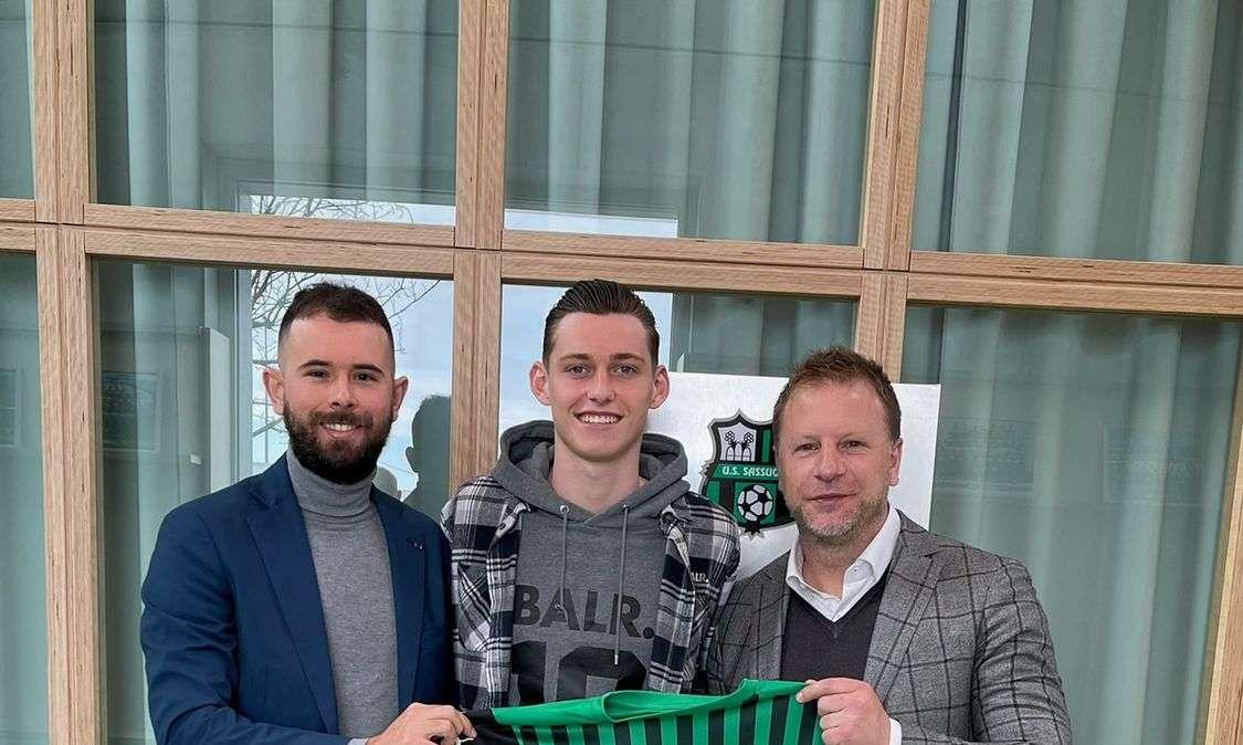 SASSUOLO sign Dutch 2004-born LOEFFEN