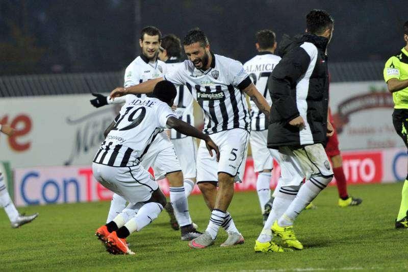 L'Ascoli a Pescara per dare battaglia