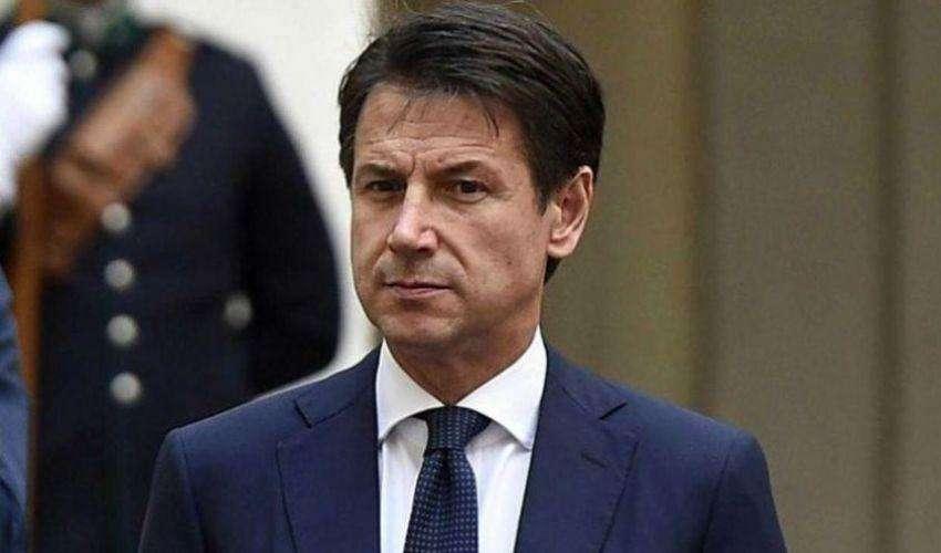 Coronavirus: possibile stop a porte aperte per 30 giorni