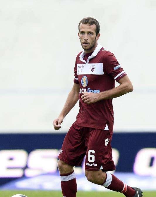 Mangia potrebbe optare per il 3-5-2, torna Pirrone in cabina di regia