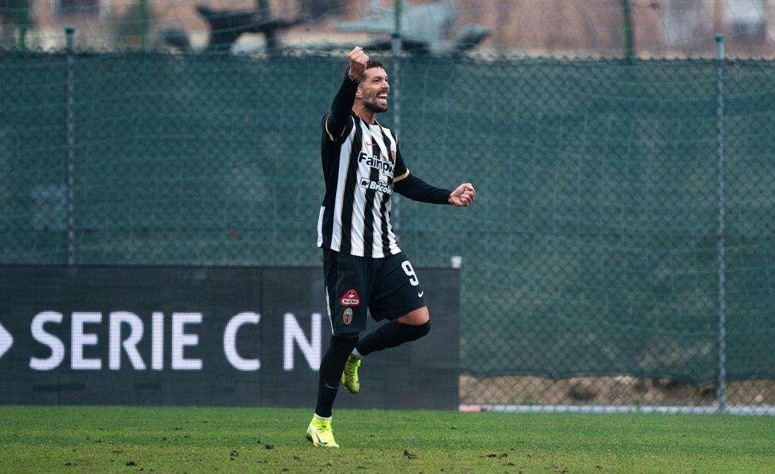 Mercato Ascoli: la priorità è cedere Forte