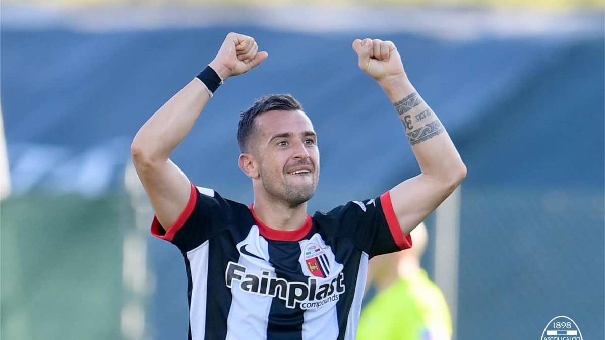 Lecco-Ascoli 0-2, Nestorovski: "Felice per il gol ma contava solo vincere" | VIDEO