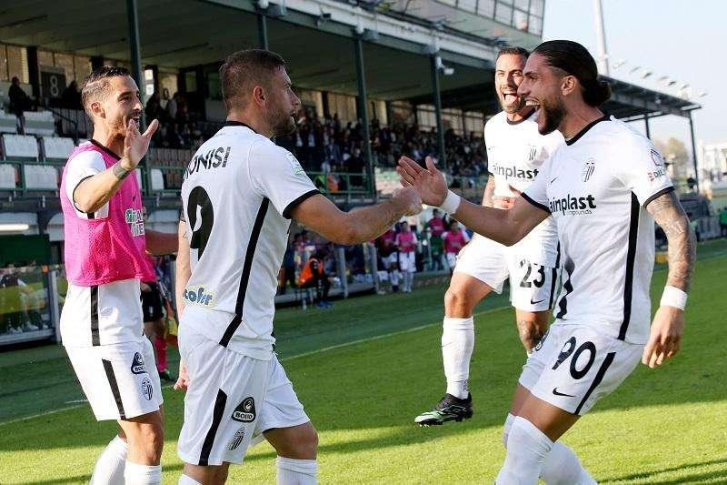 Chi sale e chi scende in Venezia-Ascoli 0-2