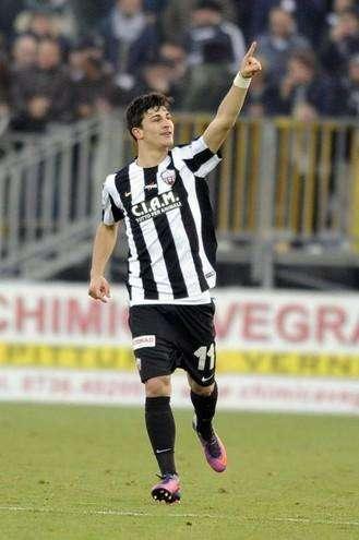 Sky - Inutile inserimento del Villarreal per Orsolini: andrà alla Juve
