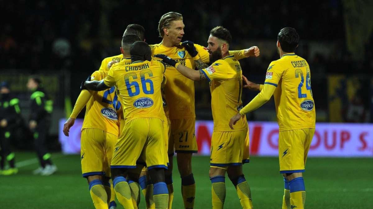 Pordenone-Frosinone 0-2: ciociari in finale