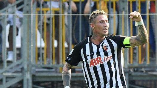 ASCOLI-VENEZIA 1-0: decide il rigore di Ardemagni