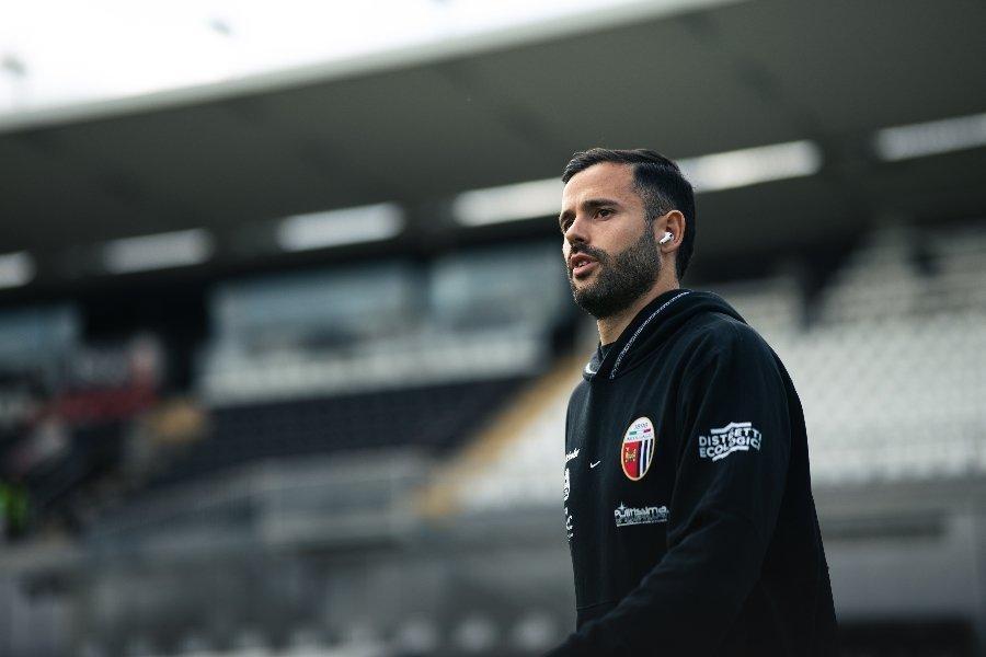 UFFICIALE - Ascoli, risoluzione del contratto con Menna
