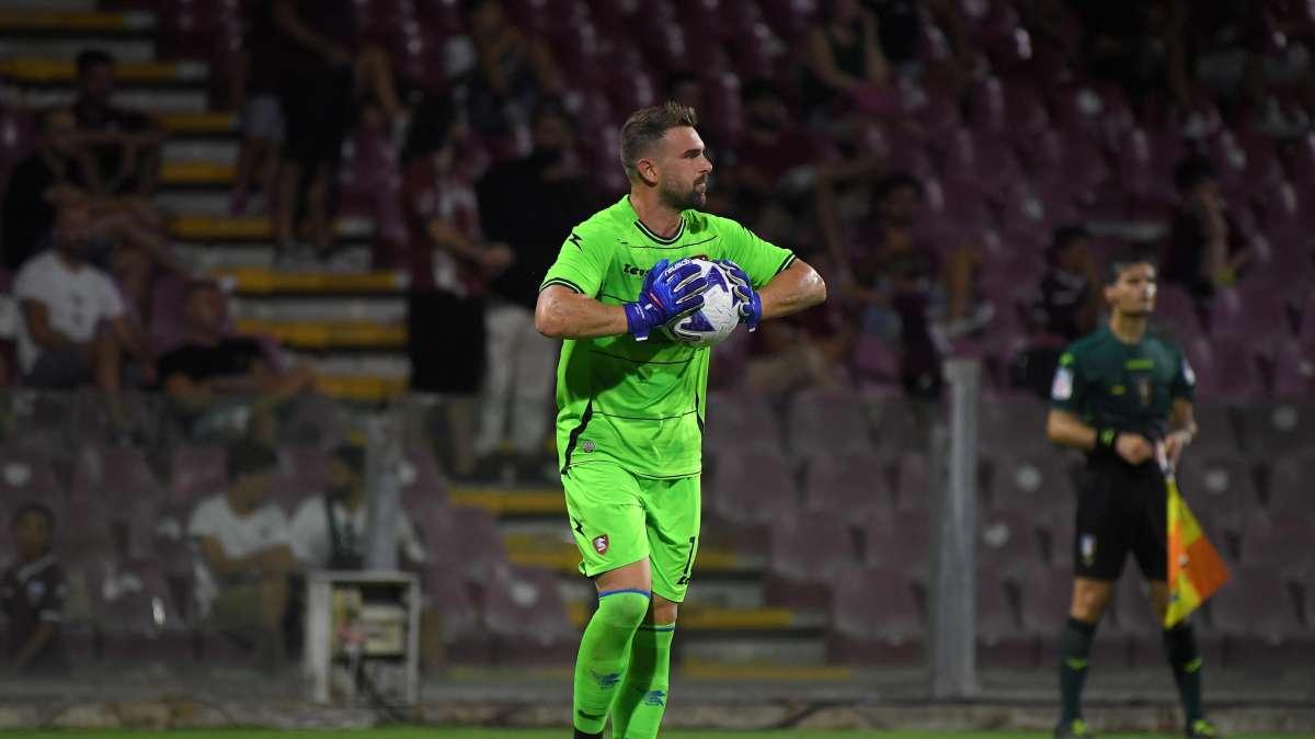 Cosenza, Micai: "Salvezza diretta sarebbe un miracolo"