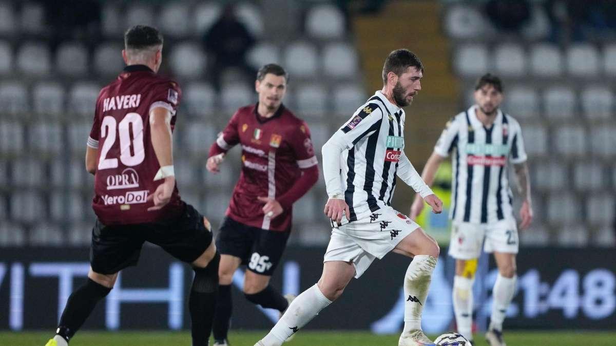 Ascoli, mercato intelligente: cartellini blindati e Galuppini arma in più