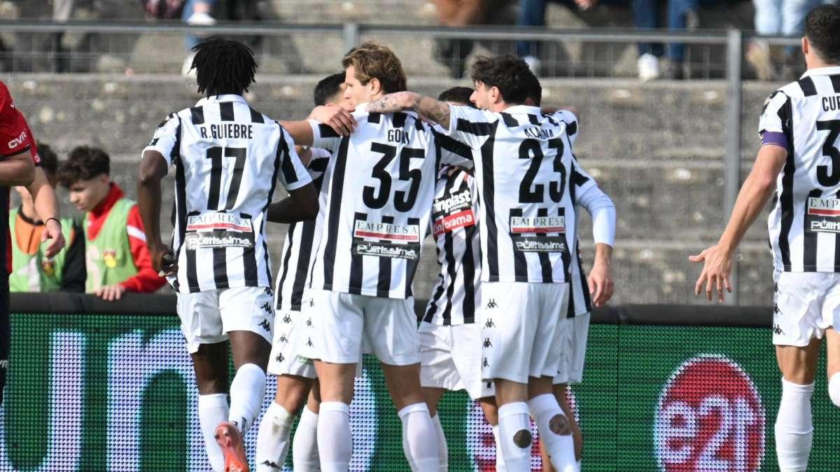 Ascoli da applausi: il Picchio vola e sogna in grande