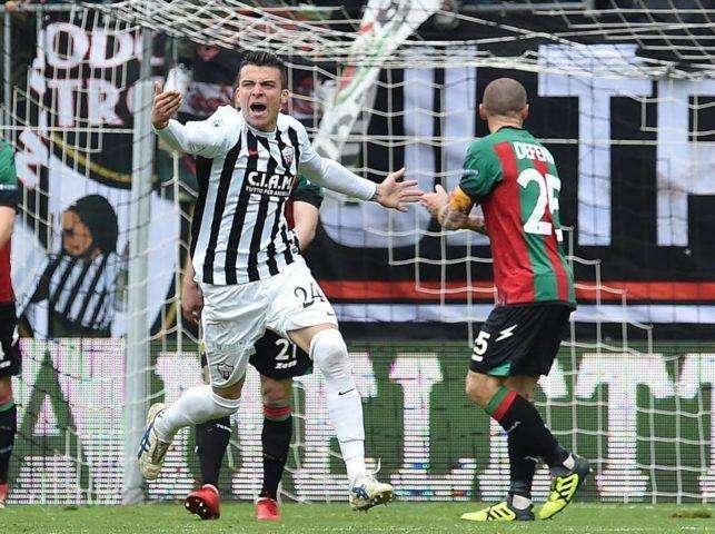 Difesa : restano Padella e Mengoni. De Santis in bilico