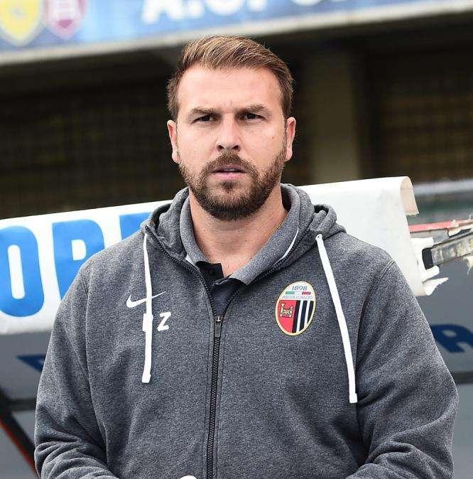 Forti con i deboli, deboli con i forti