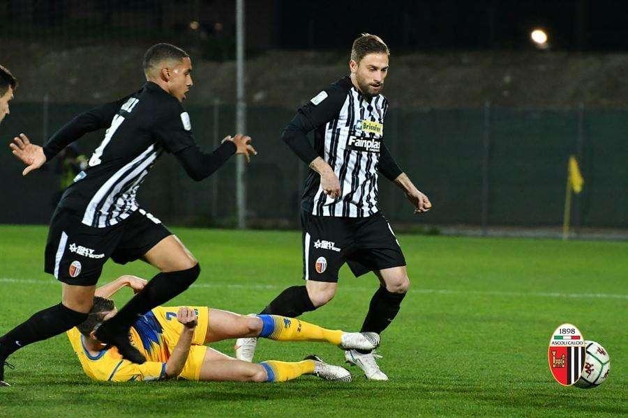 CorrAdriatico - Frosinone-Ascoli, il cammino delle due squadre in casa e trasferta
