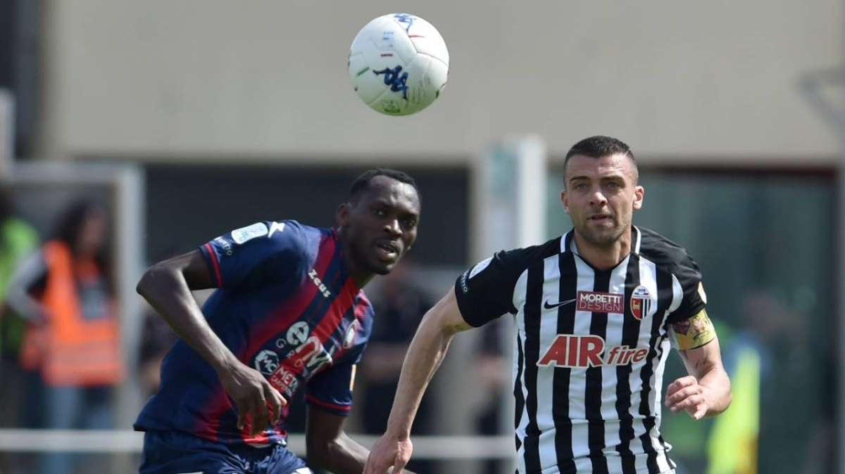 Padella lascia l'Ascoli e va al Vicenza
