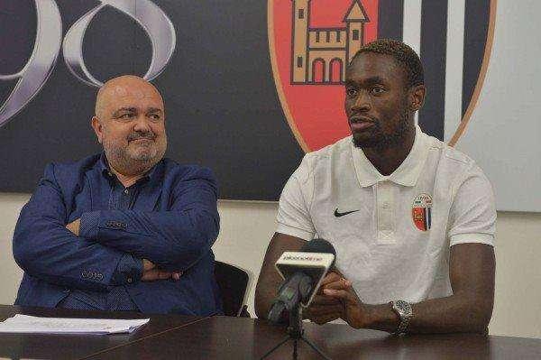 Ngombo: “Ho scelto Ascoli per Mister Vivarini, per i Tifosi e la storia del Club”.