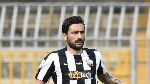 Torna a correre Mengoni, D'Urso e Varela in dubbio
