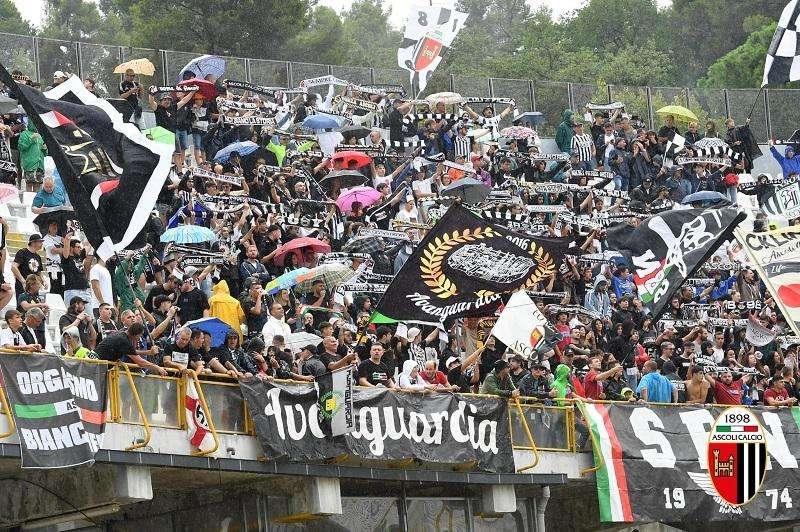 Basta chiacchiere e polemiche: avanti Picchio! 